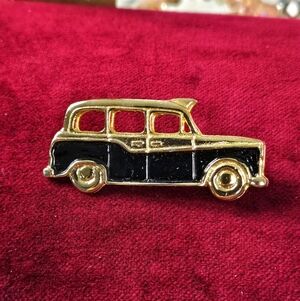 Gold Tone Black Enamel Car Brooch Enamel Old Fashion Car Brooch